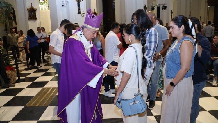 Bendeci&oacute;n de madres gestantes