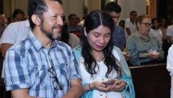 Bendición mujeres gestantes y bambinelli en Panamá