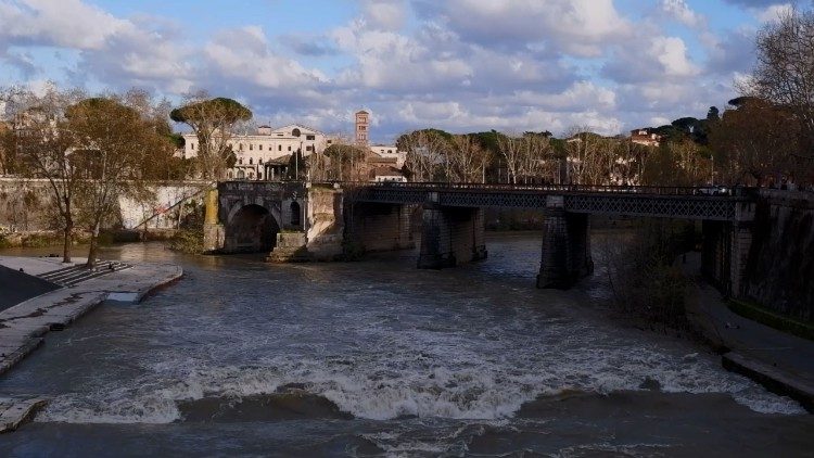 La vista sul Tevere dala pista ciclabile