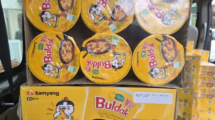 Kardynał zaznacza r&oacute;wnież, że jeszcze przed Bożym Narodzeniem, za pośrednictwem Jałmużnictwa Apostolskiego i nuncjatur, Ojciec Święty przekazał pomoc finansową do wielu kraj&oacute;w