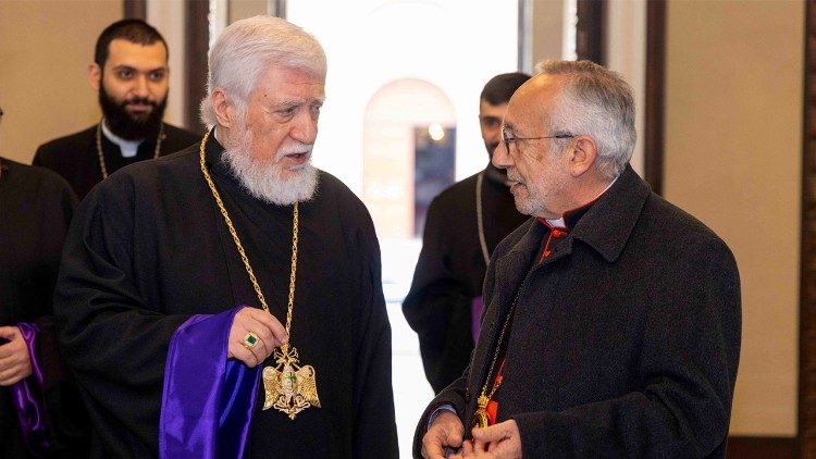 2025.12.28 Incontro tra i Patriarchi Aram I e Raphael Bedros XXI