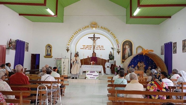 Celebra&ccedil;&atilde;o da Eucar&iacute;stia na Par&oacute;quia de Nossa Senhora das Dores - Santa Maria