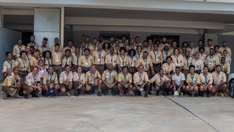 Os numerosos escuteiros católicos de Cabo Verde