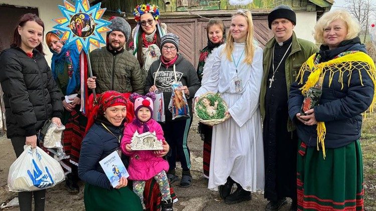 Kolędowanie w wioskach na linii frontu