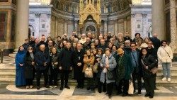 I fedeli della diocesi di Mazara del Vallo in una foto di gruppo