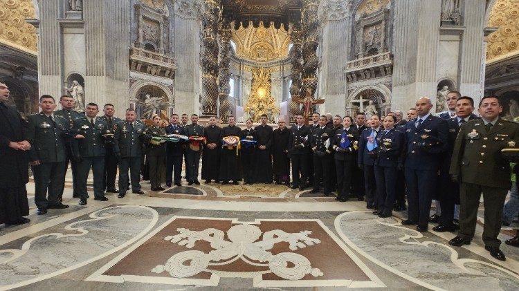 Delegación de Colombia en el Jubileo de las Fuerzas Armadas.