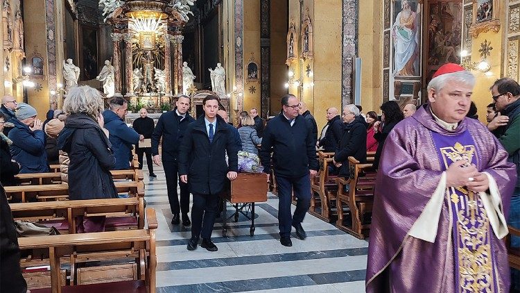 2025.02.08 card. Krajewski alla celebrazione dei funerali di Mizzi alla Traspontina.