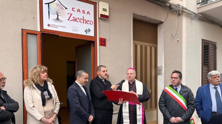 La cerimonia di inaugurazione di Casa Zaccheo ad Augusta