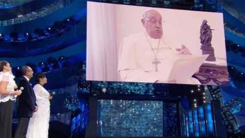 Papa kwa Tamasha,Sanremo:Muziki ni chombo cha amani,vita vinaharibu watoto