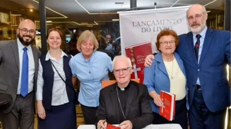 Lançado o livro, “Cardeal Odilo Pedro Scherer: um Padre a Vida Toda”