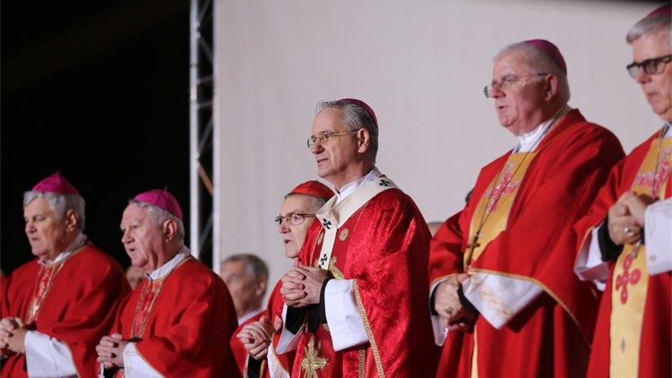 Stepinčevo ispred zagrebačke katedrale  (Foto: TUZGN)