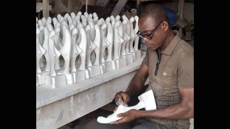 Armand Touboui, artiste plasticien ivoirien.