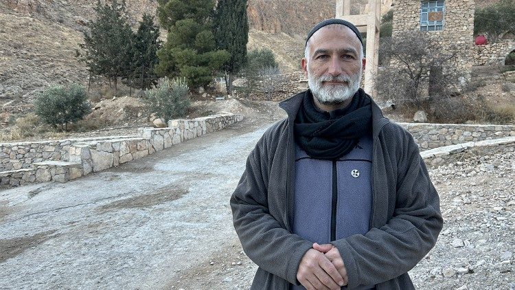 Padre Jihad Youssef, superiore della comunità