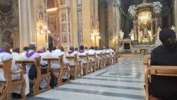 2025.02.17 mazishi ya Monsinyo Joseph Ballung, katika Parokia ya Mtakatifu Maria huko Transpontina,Roma 