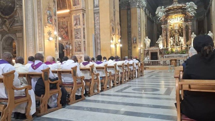 2025.02.17 mazishi ya Monsinyo Joseph Ballung, katika Parokia ya Mtakatifu Maria huko Transpontina,Roma 