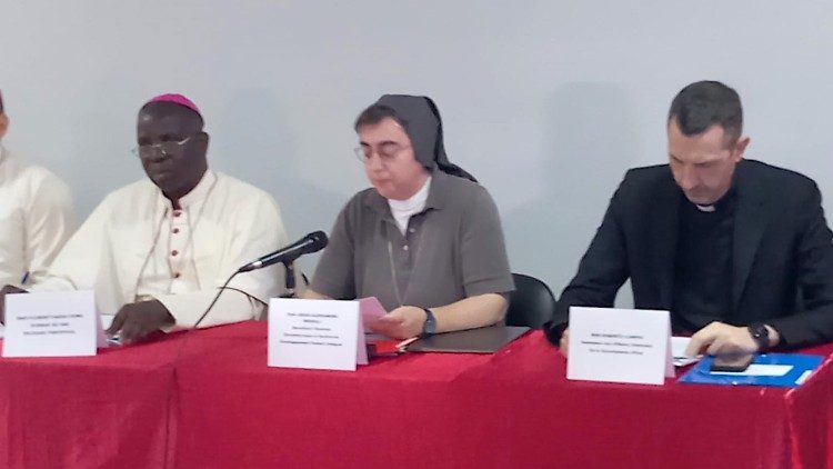 2025.02.18 L'intervento di monsignor Campisi a Dakar