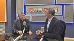 Biseda e dom David Xhuxhës me Nënkryetarin e Parlamentit Malit të Zi, Zotin Nikolë Camaj