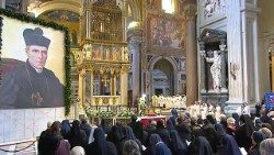 V papeški nadbaziliki Presvetega Odrešenika in svetega Janeza Krstnika ter evangelista v Rimu  razglašen za blaženega Janez Merlini, duhovnik Misijonarjev predragocene krvi.