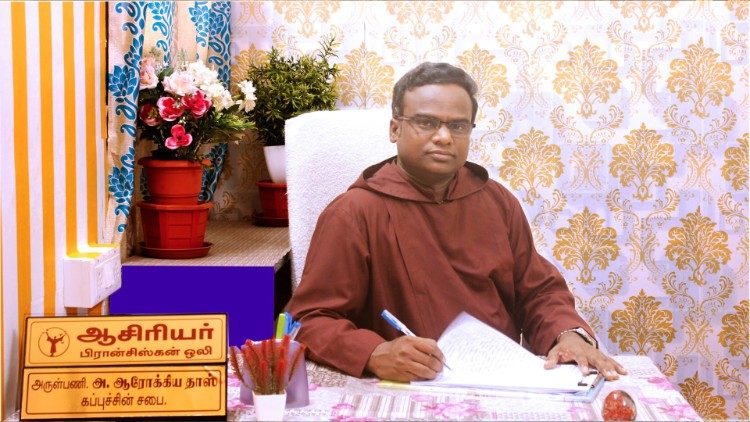 அருள்பணி ஆரோக்கிய தாஸ் க. ச. பிரான்சிஸ்கன் ஒலி முதன்மை ஆசிரியர் 