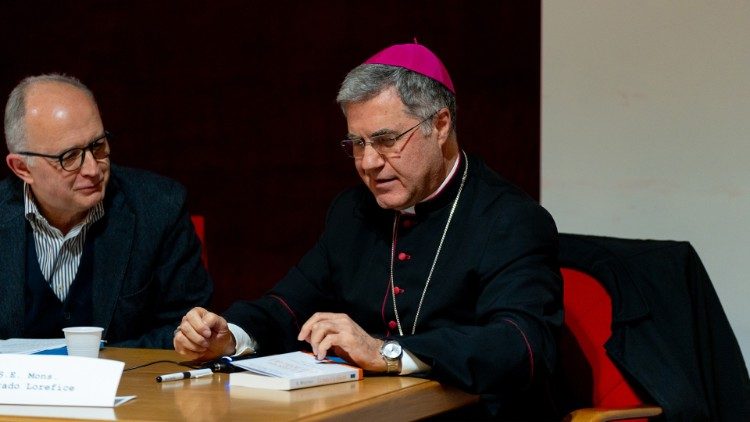 Spotkanie wokół książki „La meta è la felicità” (pol. „Celem jest szczęście”), 18 stycznia, Papieski Wydział Teologiczny w Palermo (Claudio Montalbano) 