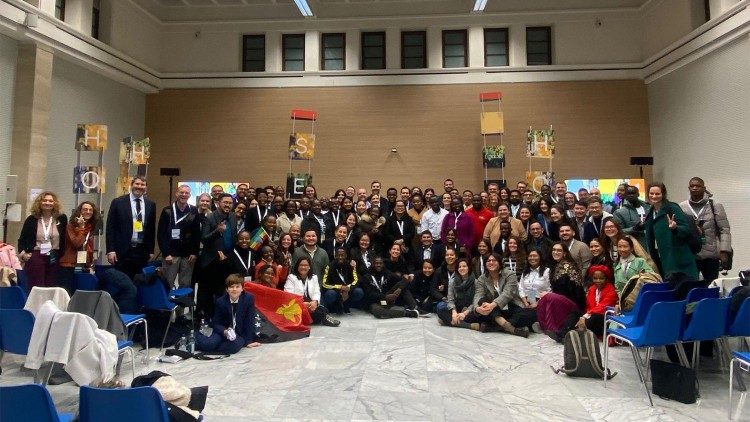 Jubilei ya vijana wa kizazi kipya, jeuri na matumaini ya Kanisa na Jamii