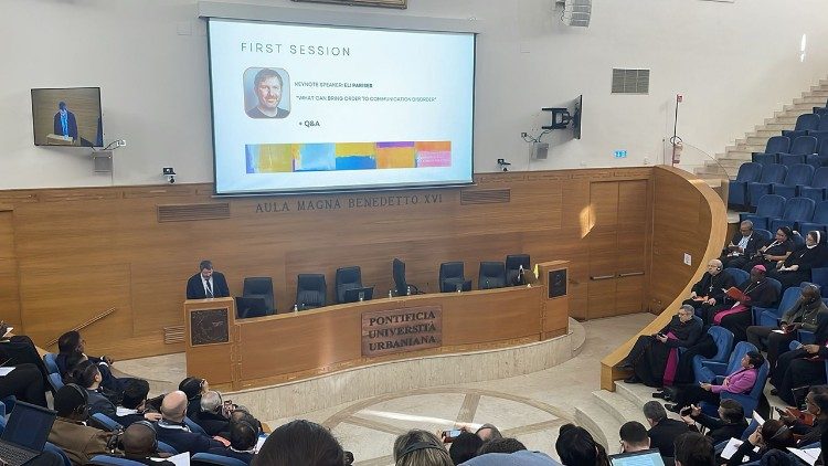 Eli Pariser addresses participants in the global conference of the Dicastery for Communication