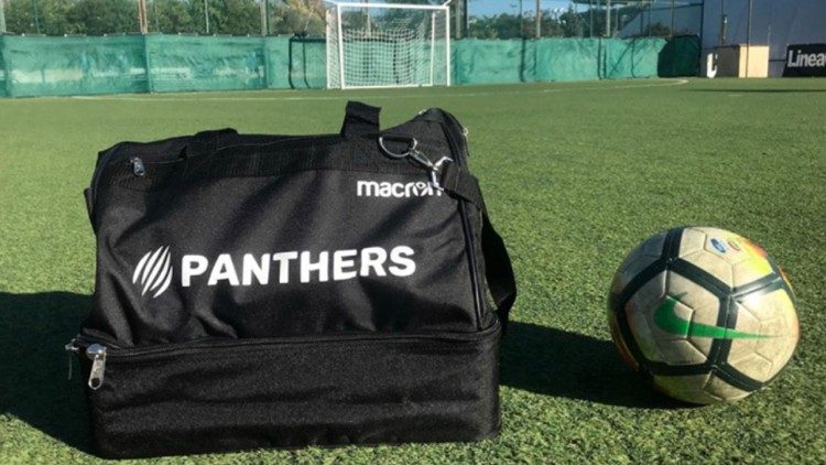 La squadra di Calcio a 5 femminile "Panthers" del Centro di Formazione Integrale dell’Università Europea di Roma