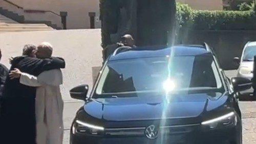 Sveti oče z avguštinci praznoval 70. rojstni dan generalnega priorja