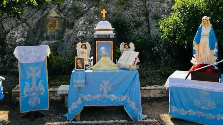 केस्साब में मरियम महीने का समापन