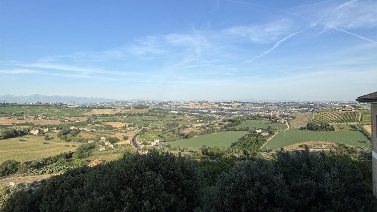 Il paesaggio del fermano in cui è immersa la realtà di Capodarco