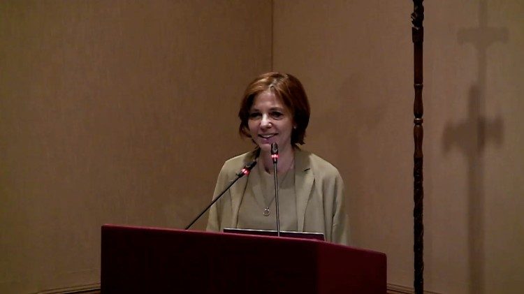 A coeditora do volume Alessandra Rodolfo