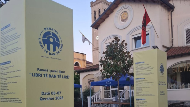 2025.06.07 fiera del libro Scutari Albania "Libri të ban të lirë"