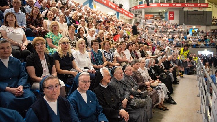 Licznie zgromadzenie wierni uczcili 950 lat historii diecezji płockiej
