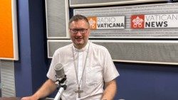 مقابلة مع السفير البابوي في كييف