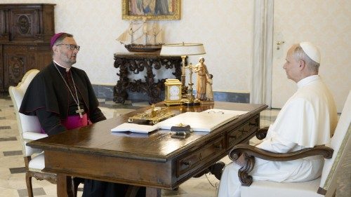 The Apostolic Nuncio to Ukraine, Archbishop Vivaldas Kulbokas, speaking with Pope Leo XIV in the Vatican
