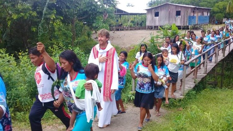 Frei Paolo Maria: após 26 anos de missão entre os Ticunas volta para Itália
