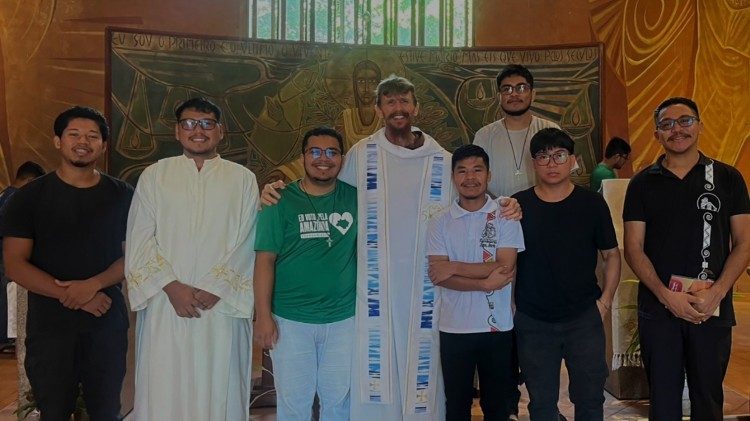 Frei Paolo Maria: após 26 anos de missão entre os Ticunas volta para Itália