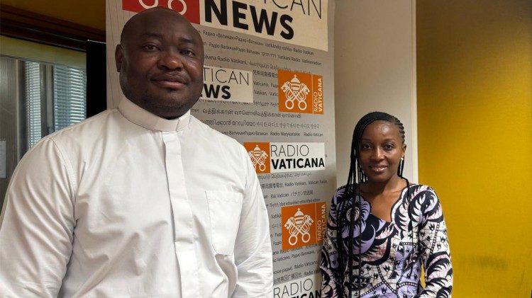 El Padre Stanislas Kambashi con Aline Minani, responsable de la Comunidad de Sant'Egidio en Goma, República Democrática del Congo.