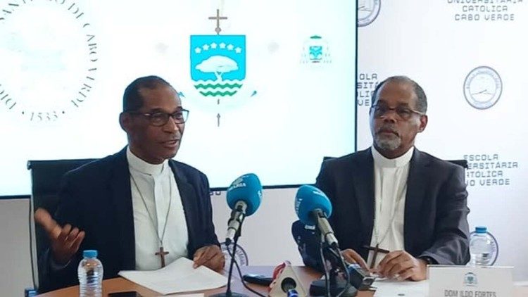 Os dois Bispos de Cabo Verde