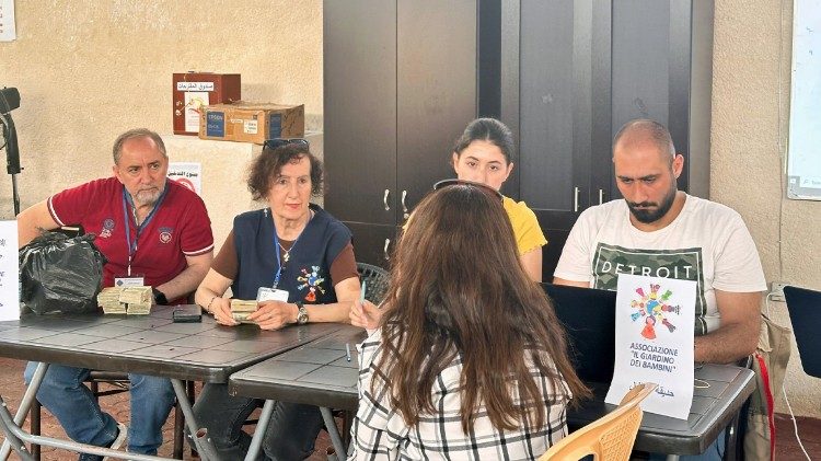 Réunion à Lattaquié pour venir en aide à des familles