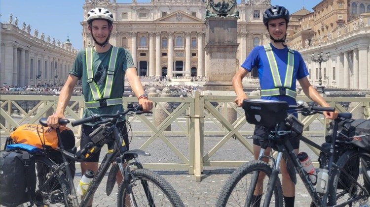 2025.06.14 Jubilé Sport Paul et Elias vélo