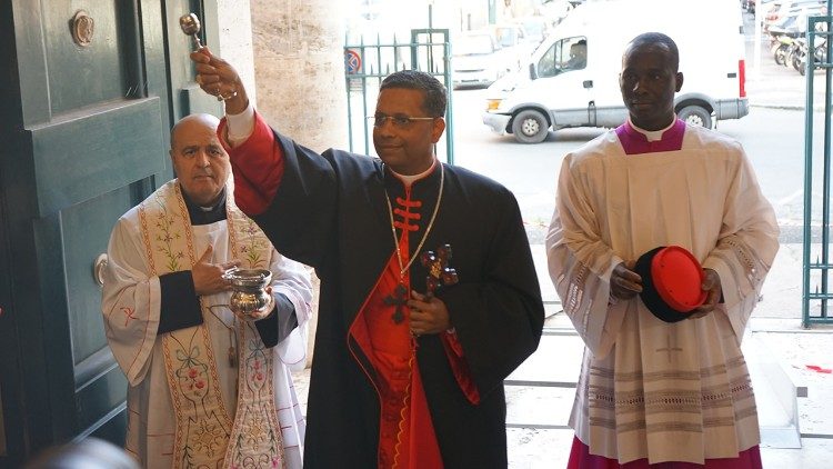 Il cardinale George Koovakad alla Messa per la presa di possesso della Diaconia di S. Antonio di Padova