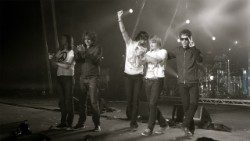Kasabian_at_Brixton_Academy_2009aem.jpg