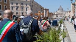 Паломничество политиков к Святым вратам