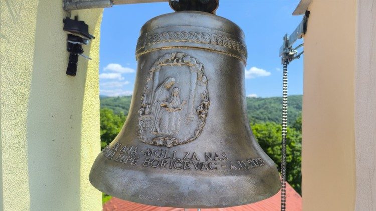 Zvono na crkvi u Srbu