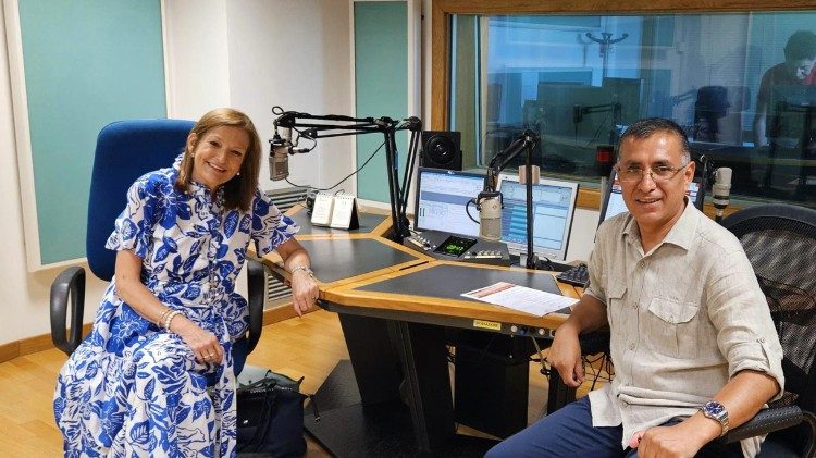 Entrevista con Mónica Santamarina