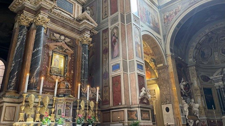 L'icona bizantina sopra l'altare maggiore