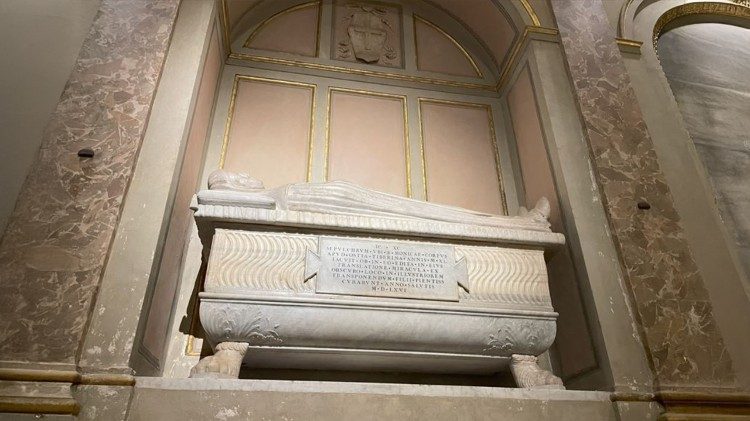 Il primitivo sarcofago di Santa Monica