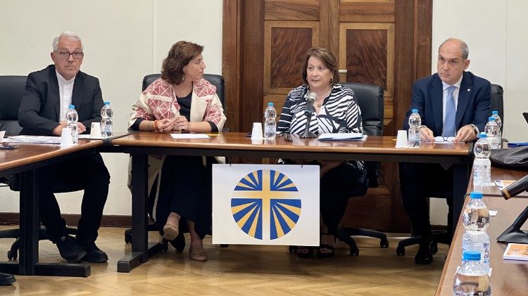 Un momento della conferenza stampa