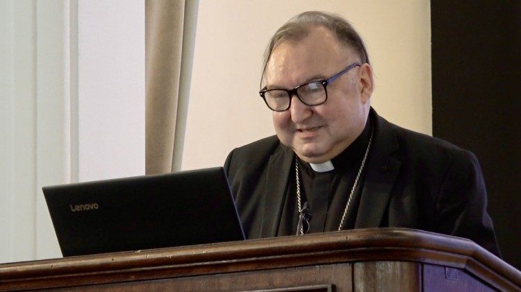 Монсеньор Каваленов